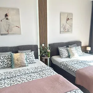 Apartment Exclusive Smolna, Warsaw