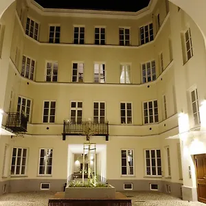 Apartment In The Heart Of, Warsaw