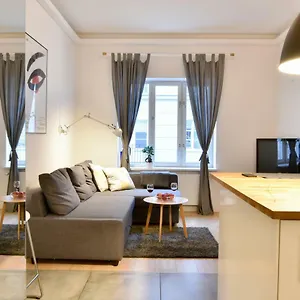 Apartment Smulikowskiego 2, Warsaw