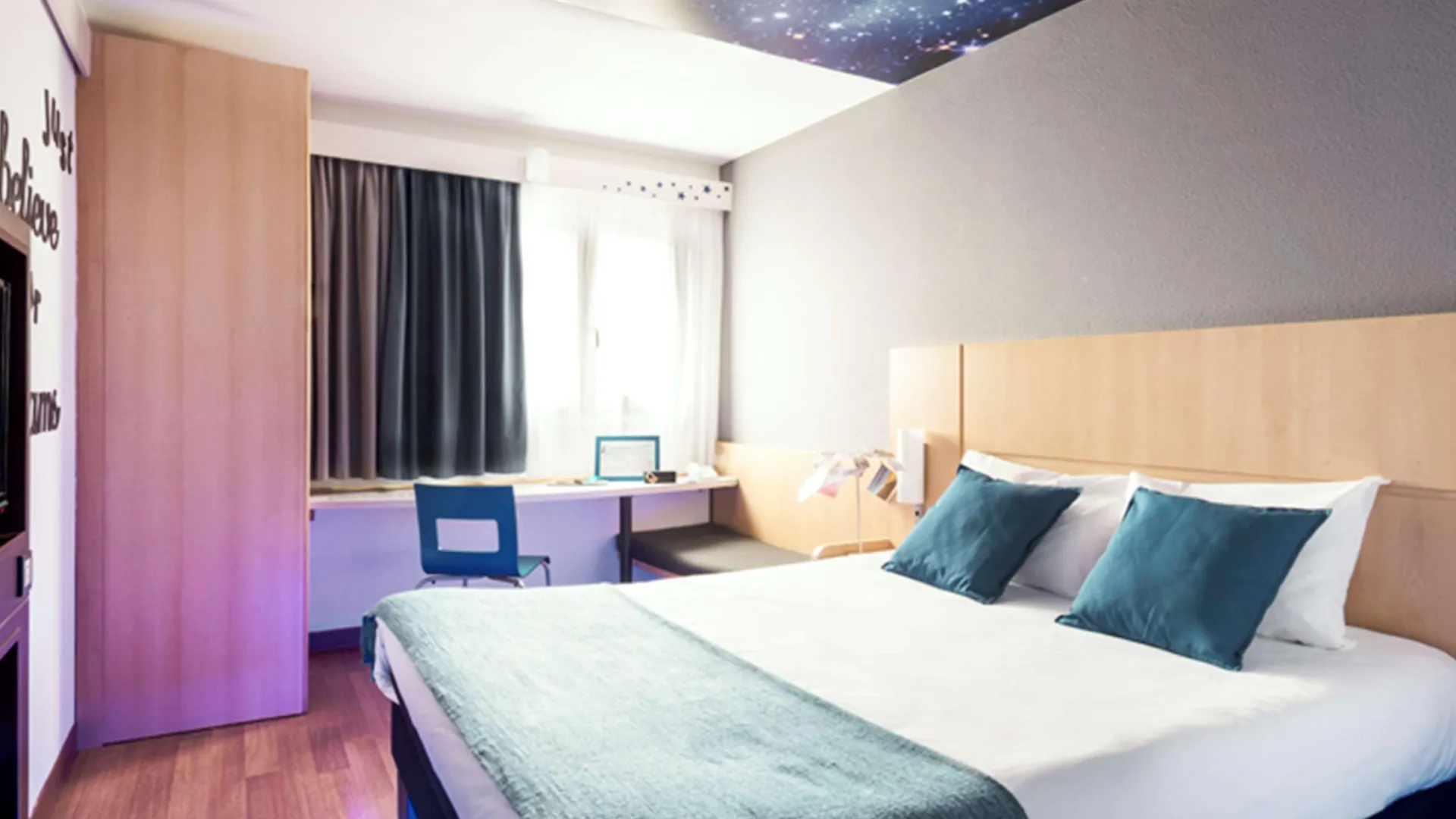 Ibis Warszawa Centrum 2*, Warschau