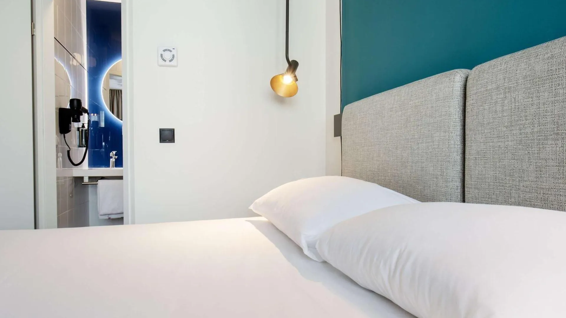 Ibis Warszawa Centrum Hotel Varsovia